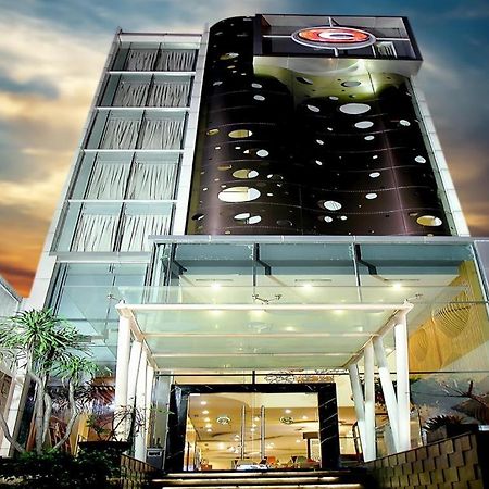 Clay Hotel Jakarta Bagian luar foto