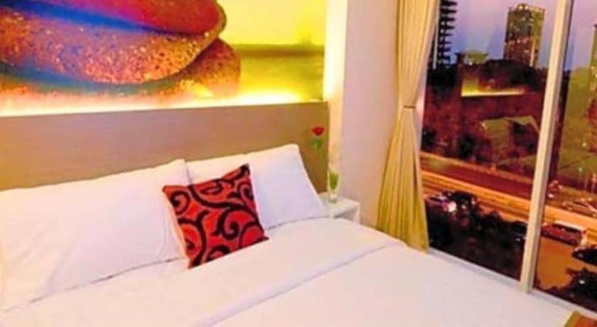 Clay Hotel Jakarta Bagian luar foto