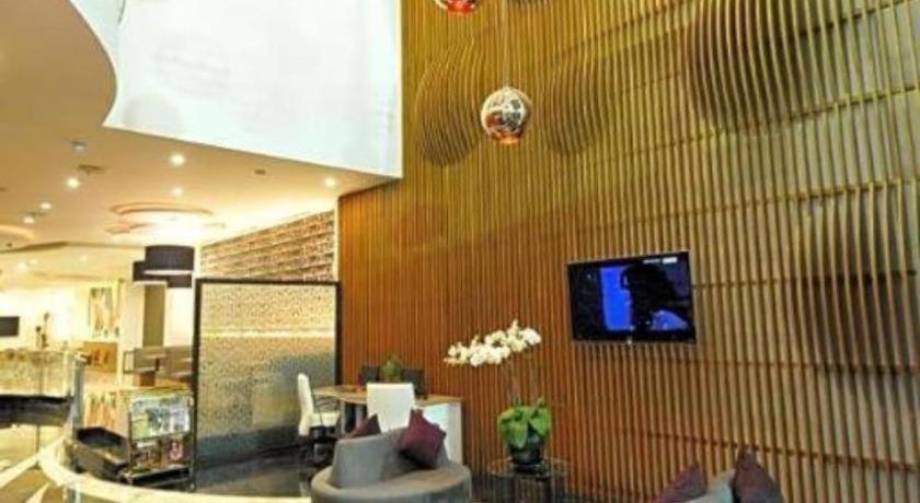 Clay Hotel Jakarta Bagian luar foto